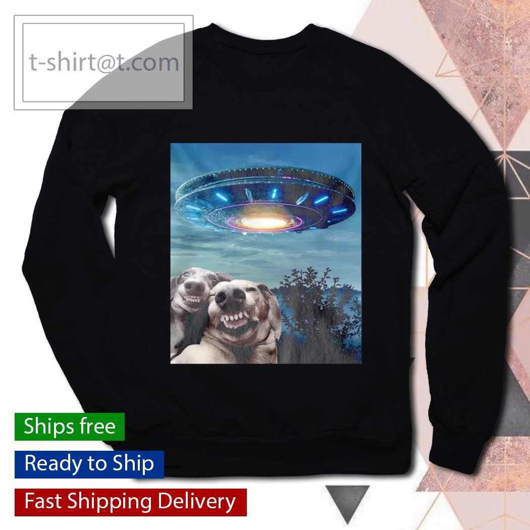 UFO happy dogs selfie shirt